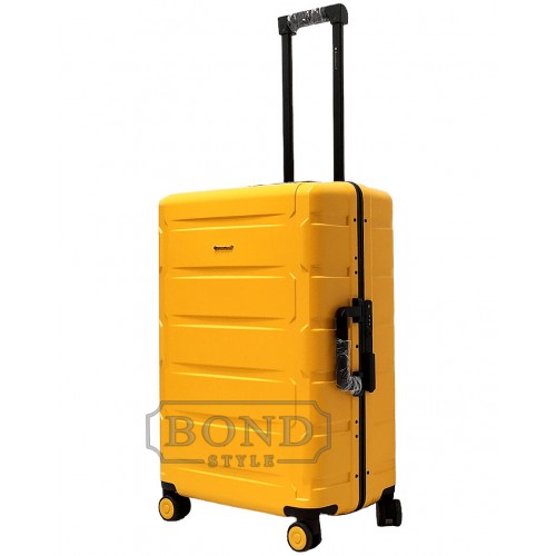 Чемодан Snowball 20503 72L желтый средний (M)