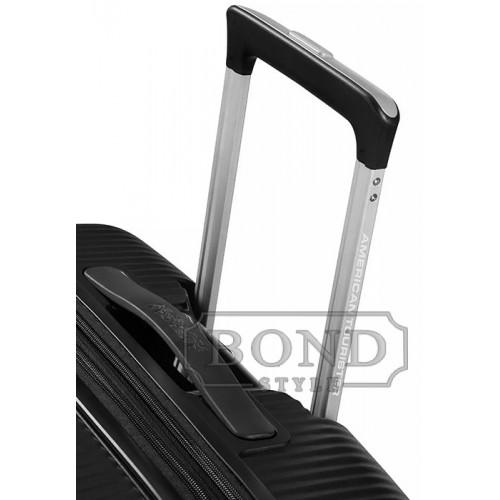 Чемодан маленький American Tourister SOUNDBOX BLACK 32G*09001