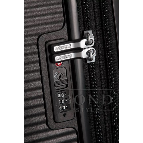 Чемодан маленький American Tourister SOUNDBOX BLACK 32G*09001