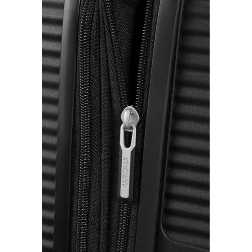 Чемодан маленький American Tourister SOUNDBOX BLACK 32G*09001